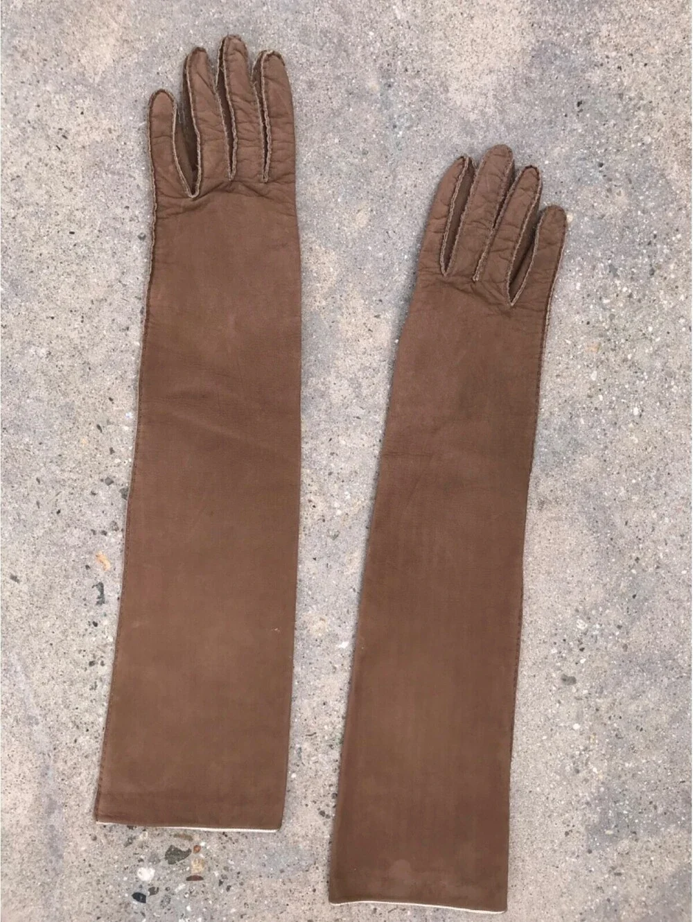 MaxMara Beige Double Lined Leather  Gloves  M 7.5, 19” Long Light Brown